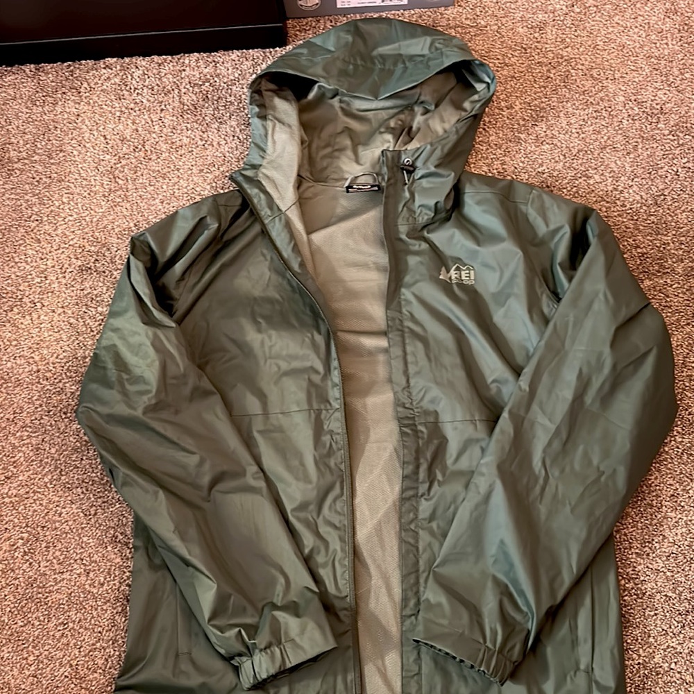 REI Groundbreaker Rain Jacket 2.0 - Picture 2 of 4